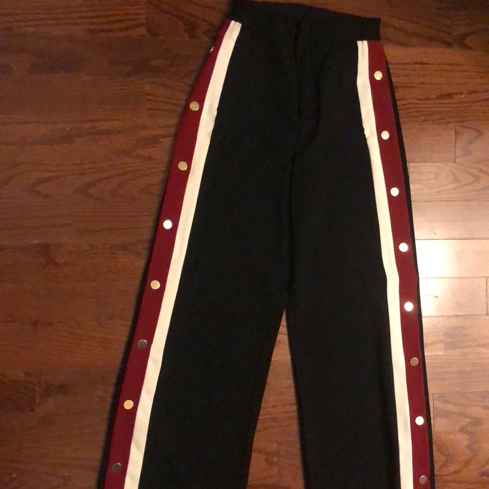 Zara pants (run big can fit someone that’s a size small or medium)